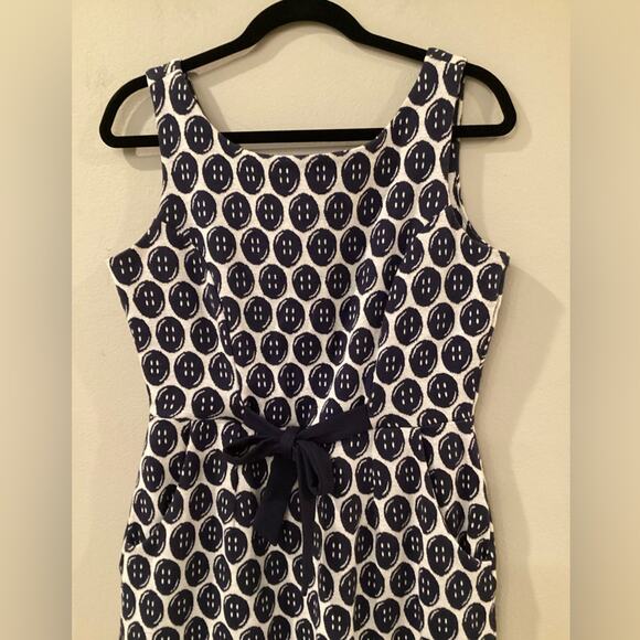 Lilly Pulitzer Navy & White Rare Button Design Dress in Preloved Condition - Picture 4 of 8